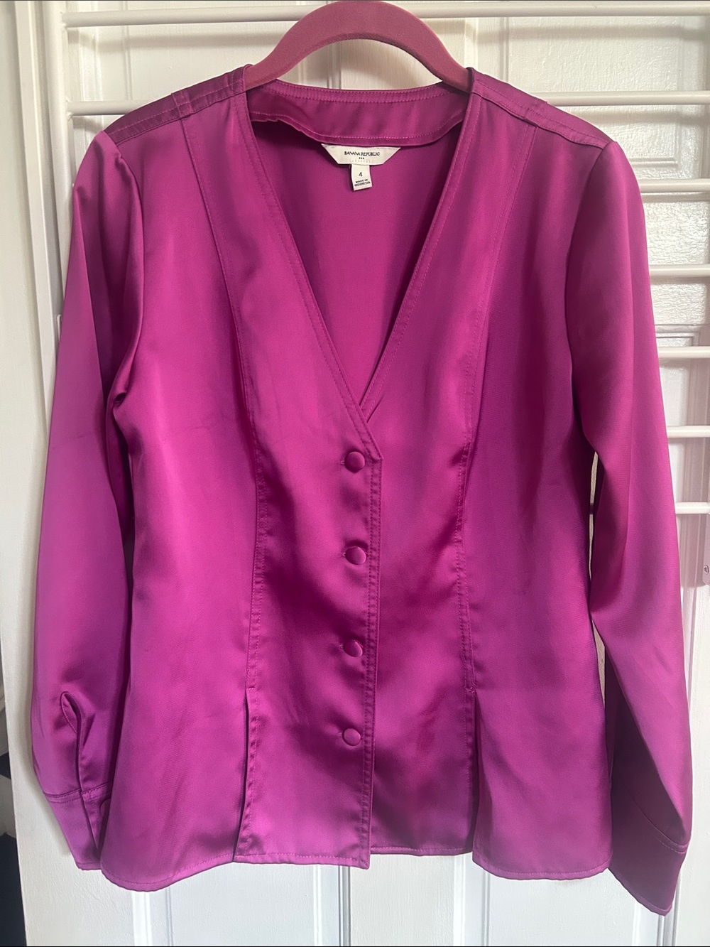 Banana Republic orchid Fuchsia Satin Button-Front Blouse
